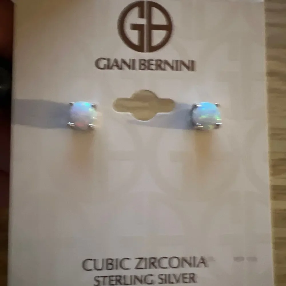 Giani Bernini Cubic Zirconia Sterling Silver Post Earrings New - Picture 4 of 4